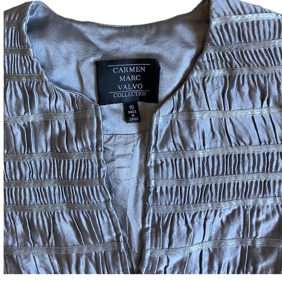 Carmen Marc Valvo Collection SILVER Grey Satin Zip Jacket Woman Size 10 - Picture 2 of 5